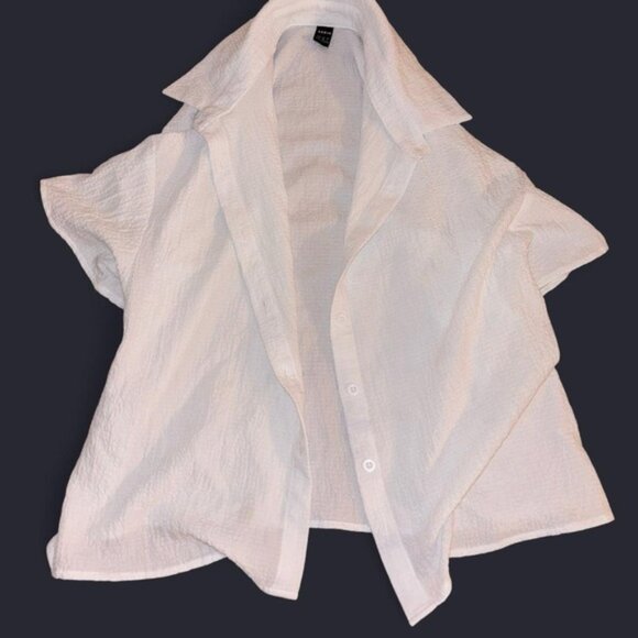 SHEIN Textured White Shirt - Picture 1 of 3